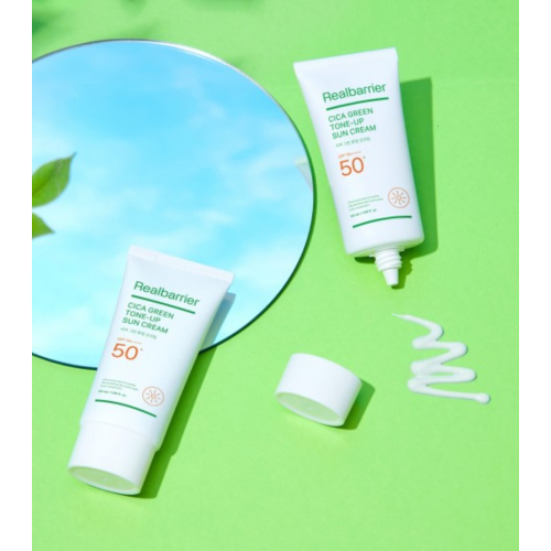 Real Barrier - Protetor solar com Centella Asiatica CICA Green Tone-Up SPF 50 PA++++ - Pele sensível e avermelhada