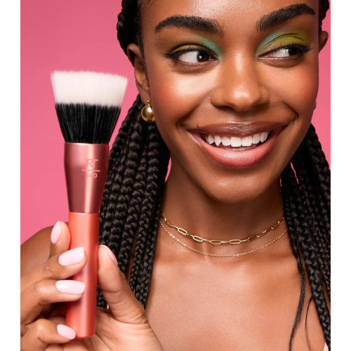 Real Techniques - Pincel de base Extra Big Stippling Brush - 260