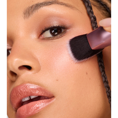 Real Techniques - Pincel para contorno Cheek Hugging Contour - RT458