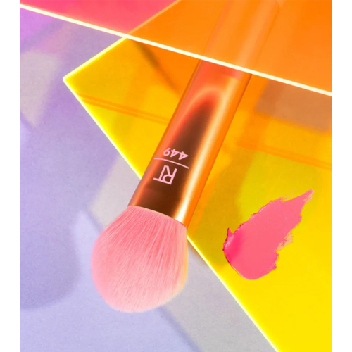 Real Techniques - *Hyperbrights* - Pincel Color Drop Cheek