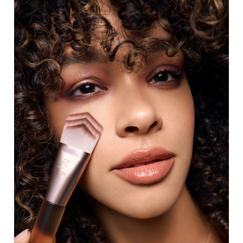 Real Techniques - *New Nude 2.0* - Pincel para o rosto Prism Pro