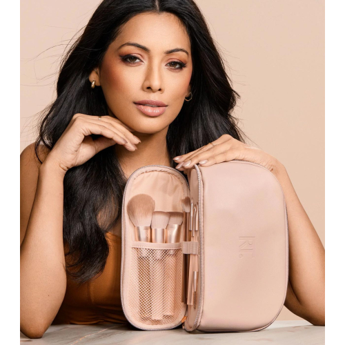 Real Techniques - *New Nudes* - Bolsa de Maquiagem Multiuso Uncovered