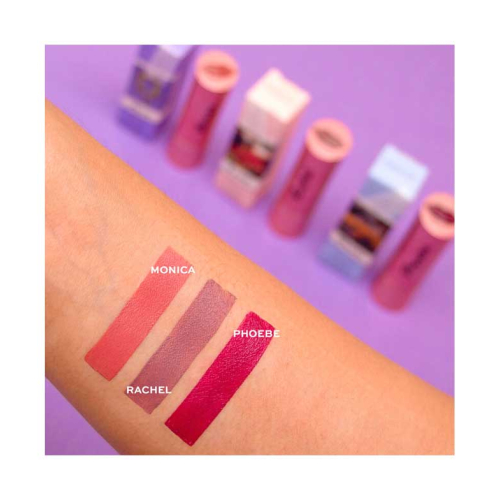 Revolution - *Friends X Revolution* - Batom Satin Kiss - Phoebe