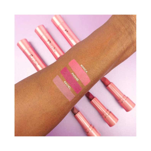 Revolution - *Friends X Revolution* - Batom Satin Kiss - Phoebe