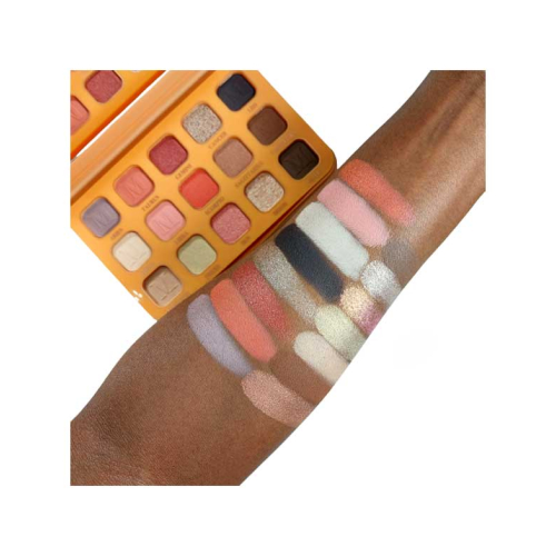 Revolution - *Maffashion x Revolution* - Paleta de Sombras My Beauty Diary 2.0