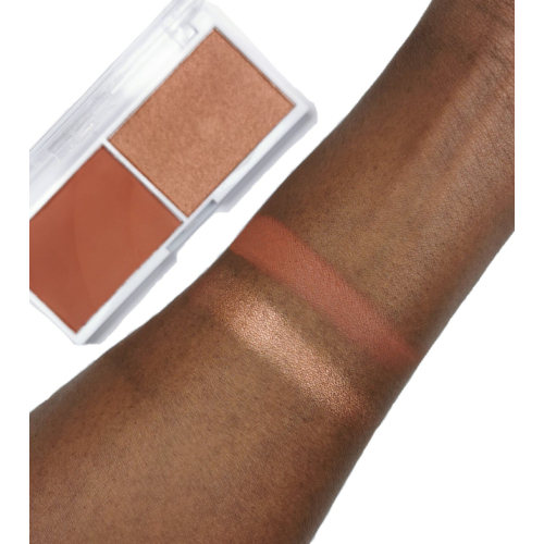 Revolution Relove - Duo de blush e realçador Colour Play Blushed - Baby