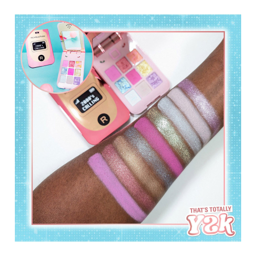 Revolution - *Y2K Baby*  - Paleta de sombras Flip Phone