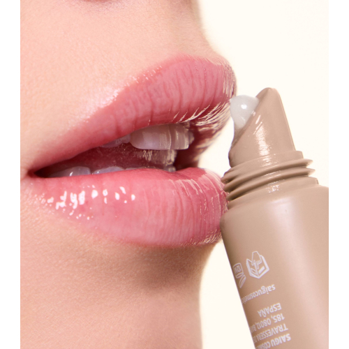 Saigu Cosmetics - Bálsamo labial hidratante com efeito gloss