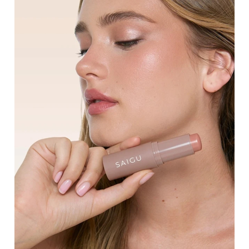 Saigu Cosmetics - Colorete em stick Melting Blush - Maple
