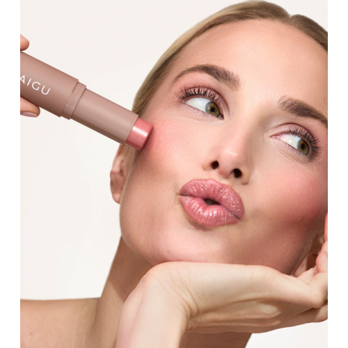 Saigu Cosmetics - *Mediterranean Glow* - Blush em bastão Melting Blush - Pink Pomelo