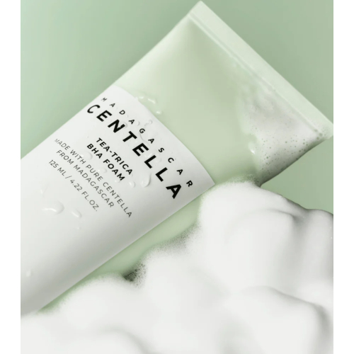 SKIN1004 - *Tea-Trica* - Espuma de limpeza com Centella Asiatica de Madagascar