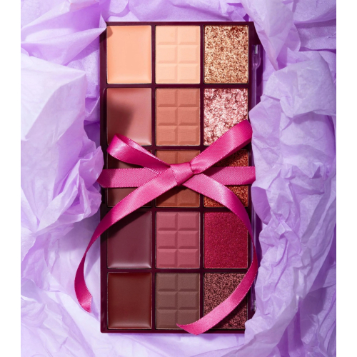 Technic Cosmetics - *Cherry Chocolate* - Paleta de sombras de olhos - Black Forest