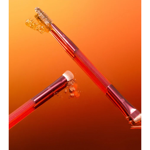 Técnicas reais - *Solar Power* - Smolder Eye and Brow Brush Duo