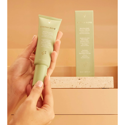 Valquer - *Skin Essentials* - Creme facial revitalizante Energy Bomb