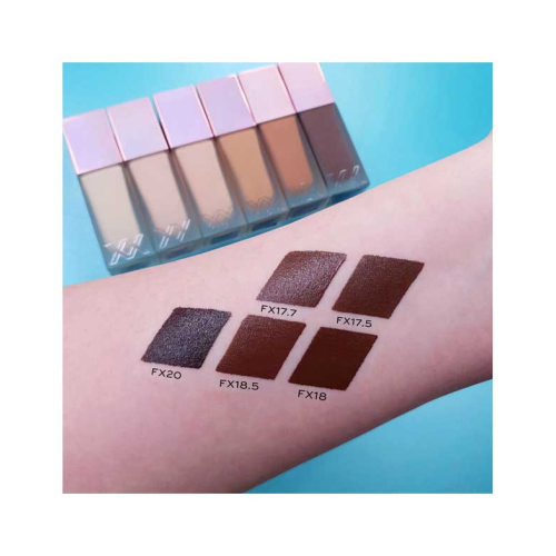 XX Revolution - Base de maquilhagem Glow Skin Fauxxdation - FX16.7