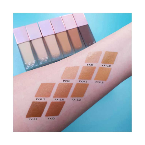 XX Revolution - Base de maquilhagem Glow Skin Fauxxdation - FX20
