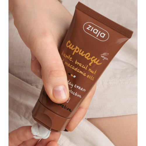 Ziaja - Creme facial autobronzeador diurno FPS 10 Cupuaçu