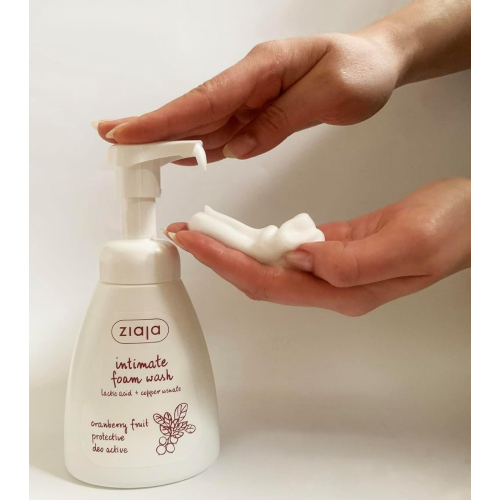 Ziaja - Espuma macia para a higiene íntima diária - Mirtilo